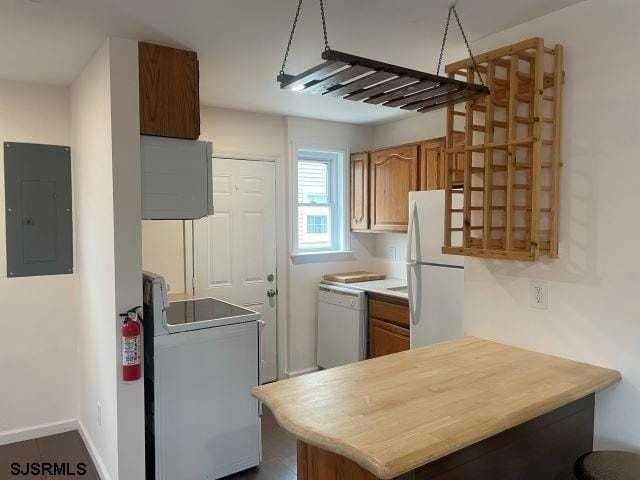 302A N Wilson Ave - Photo 3 of 12