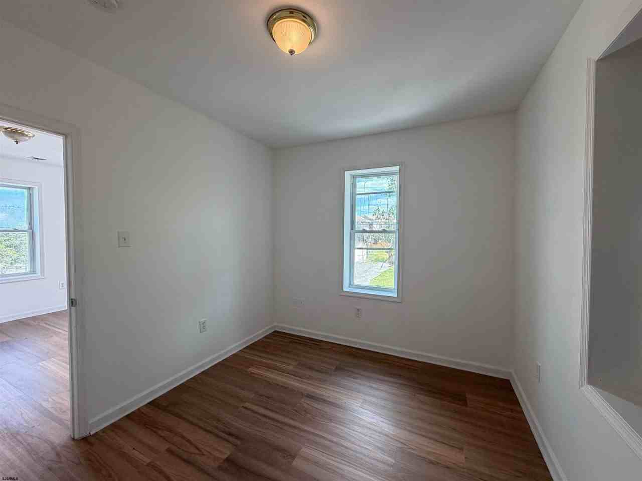 2009 Blaine Ave - Photo 5 of 8
