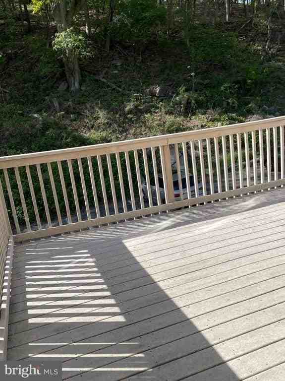 248 Parker Ave - Photo 3 of 9
