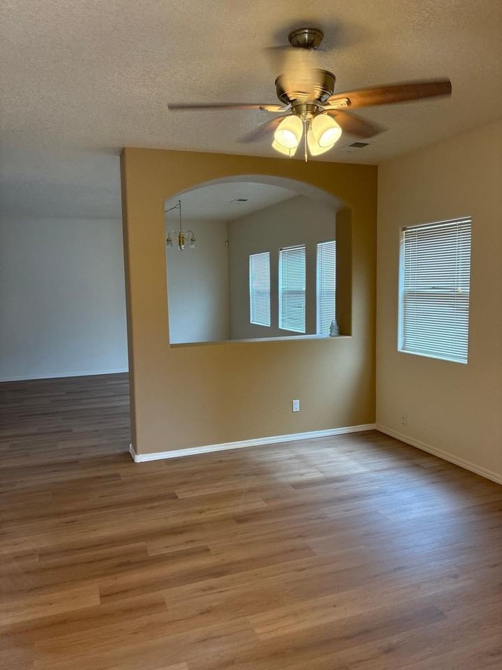 5401 Saturnia Rd Nw - Photo 2 of 6