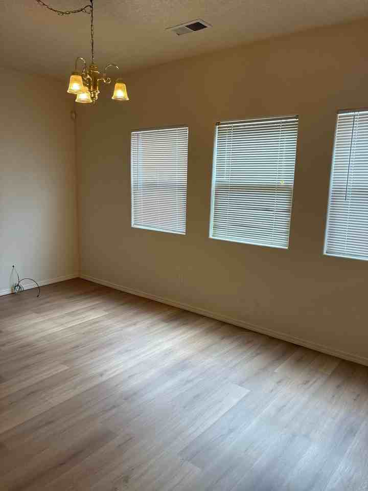 5401 Saturnia Rd Nw - Photo 3 of 6