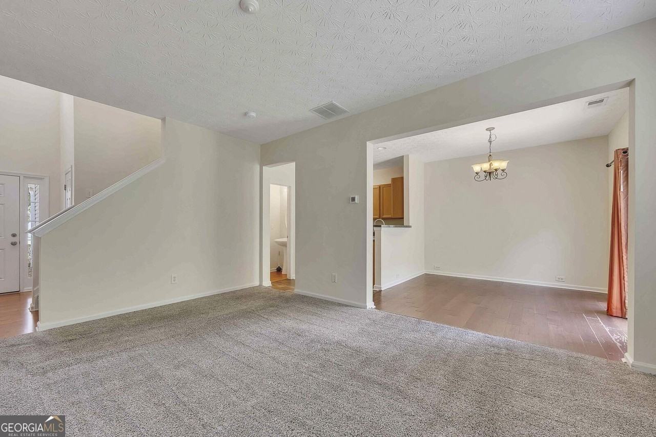 2297 Baker Station Dr - Photo 5 of 27