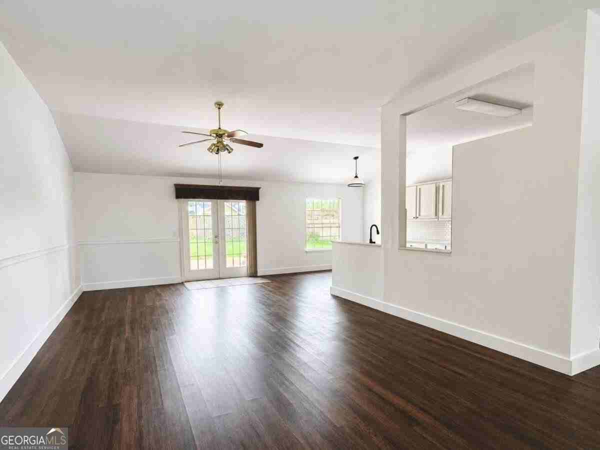 505 Lake Jordan Blvd W - Photo 4 of 34