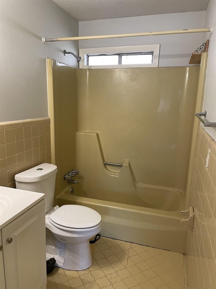 225 Pressley Way - Photo 6 of 10