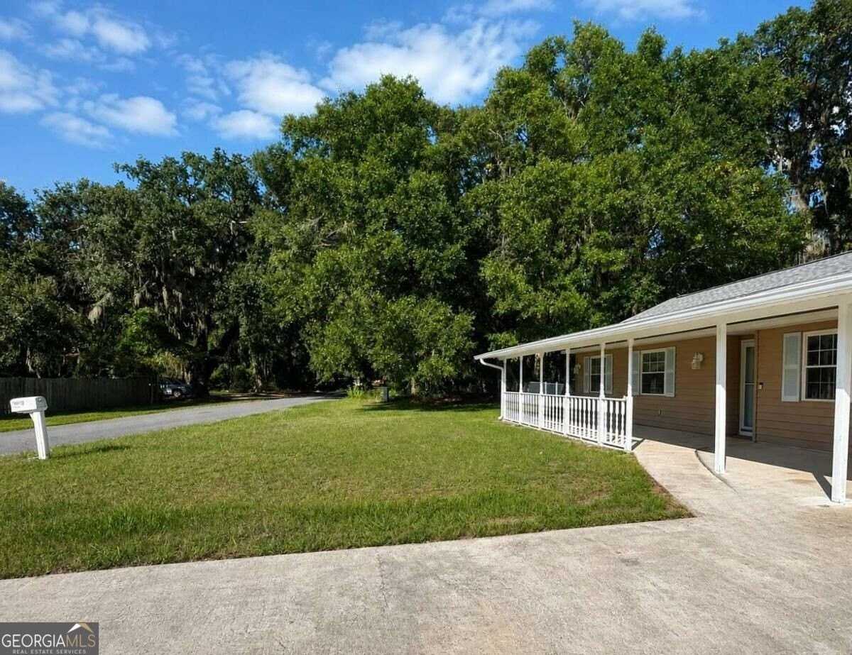 117 Liberty Tree Rd - Photo 2 of 31
