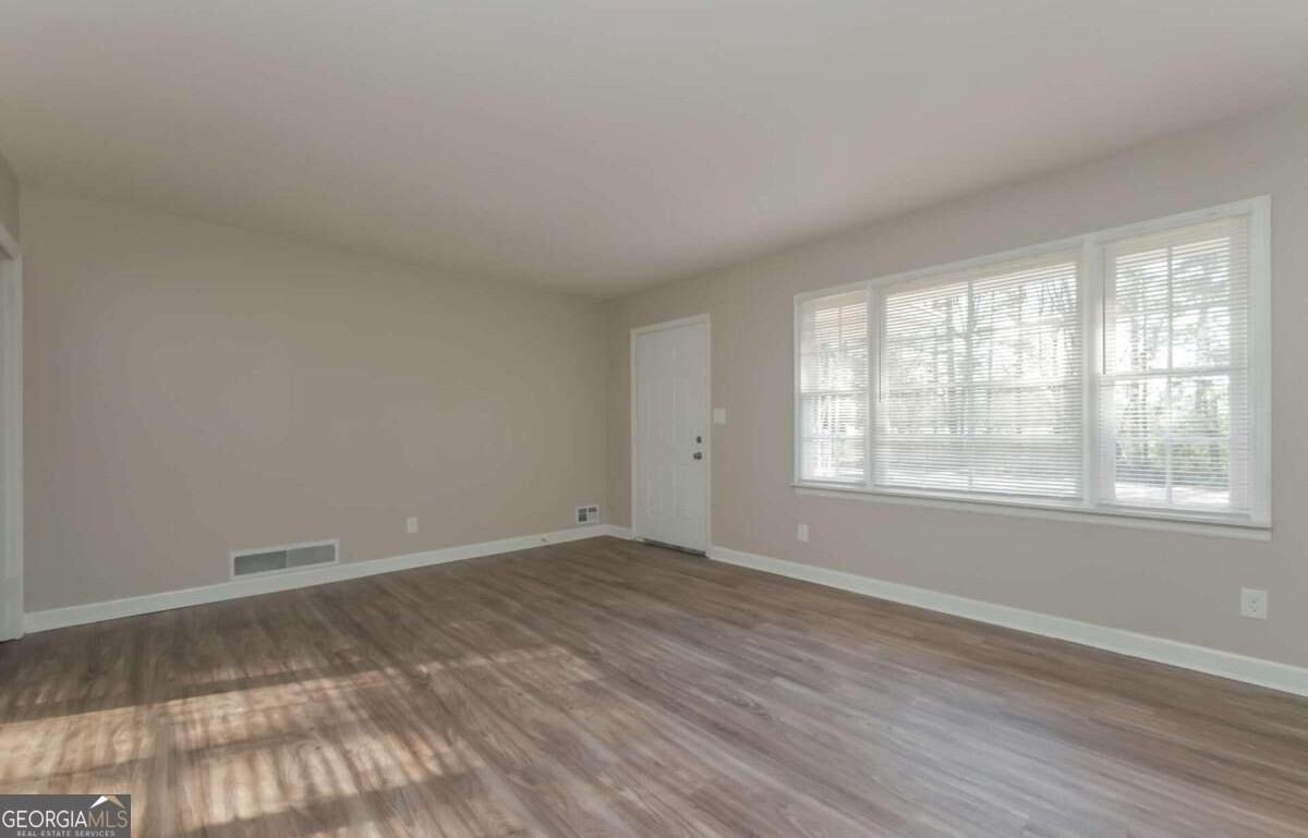 123 New Hope Rd - Photo 3 of 15