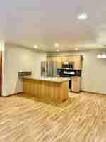 featured image of 1676 Lexi Loop #B