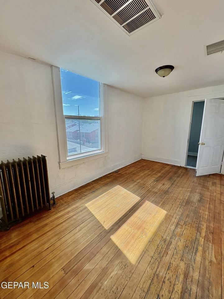 1001 E Nevada Ave #4-8 - Photo 6 of 32