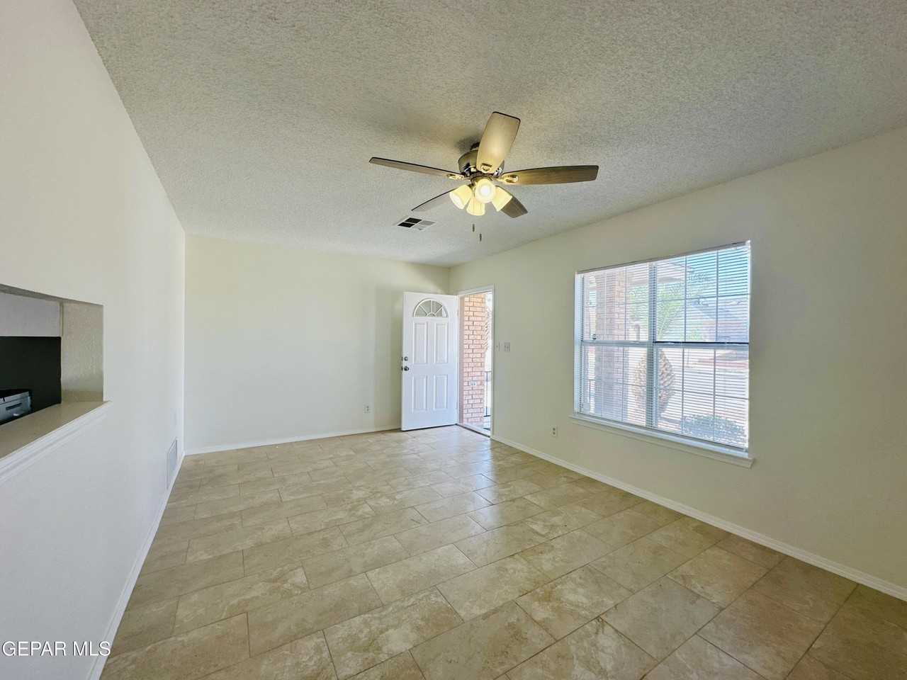 12480 Martin Bauman Dr - Photo 5 of 22