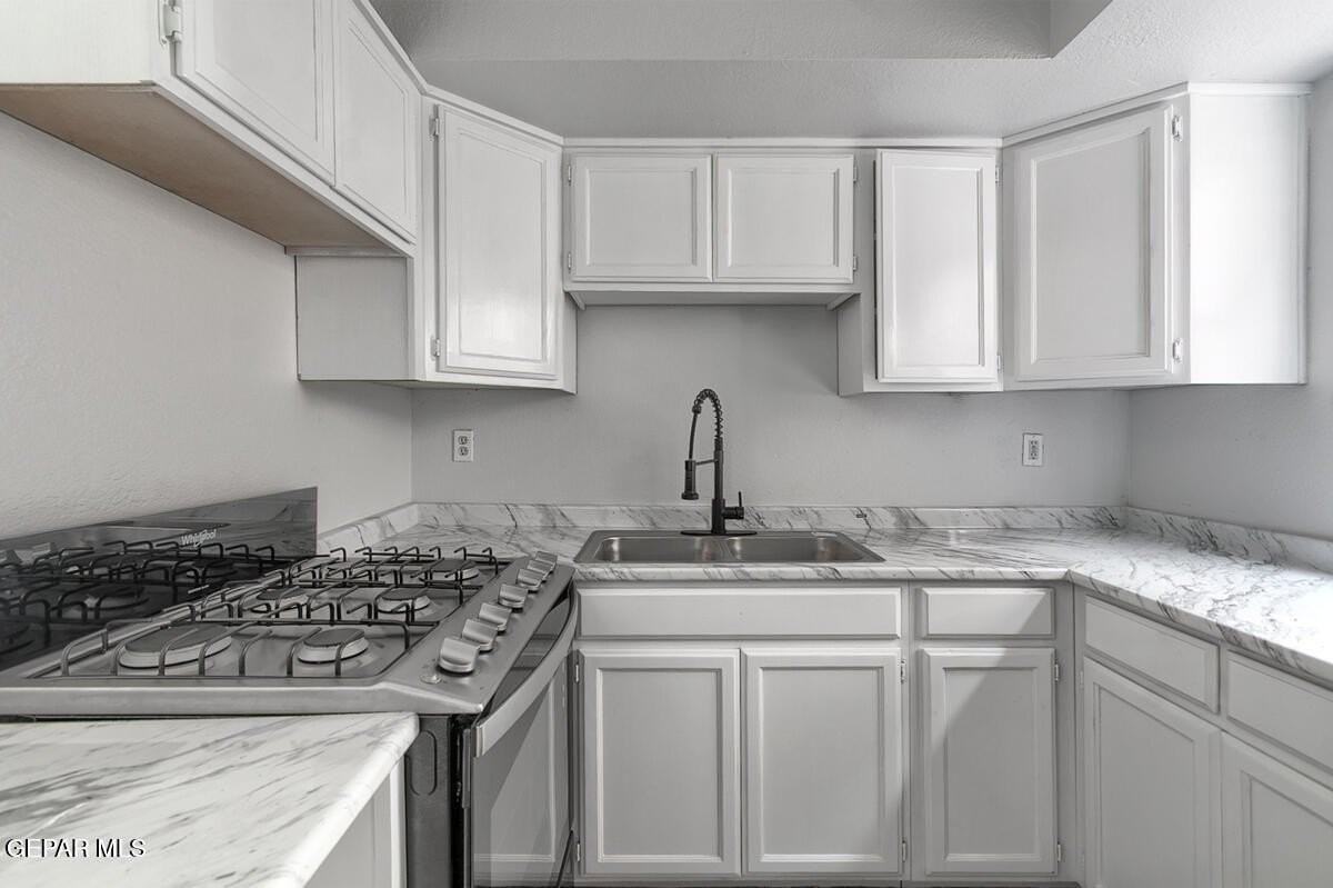 3584 Waterspring Ln - Photo 5 of 22