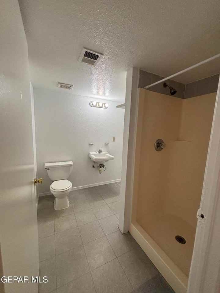 515 S Oregon St #101 - Photo 6 of 6