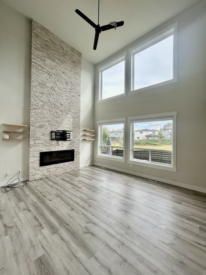 2103 Riverstone Loop #1 - Photo 4 of 23