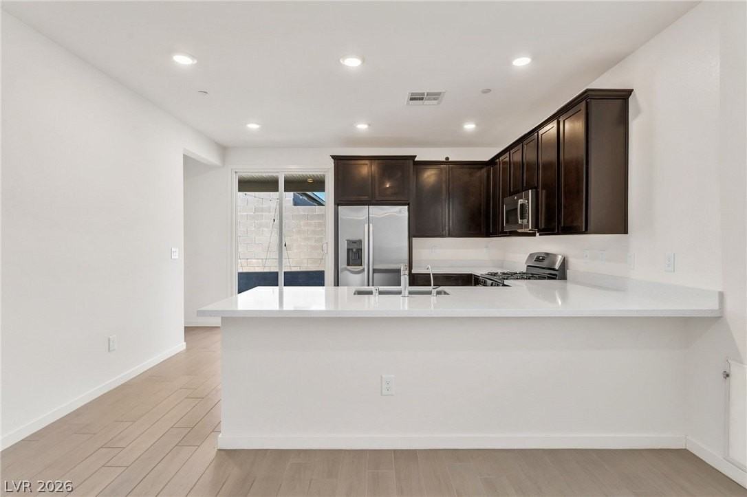 9398 Noble Fir Ridge Ave - Photo 6 of 24