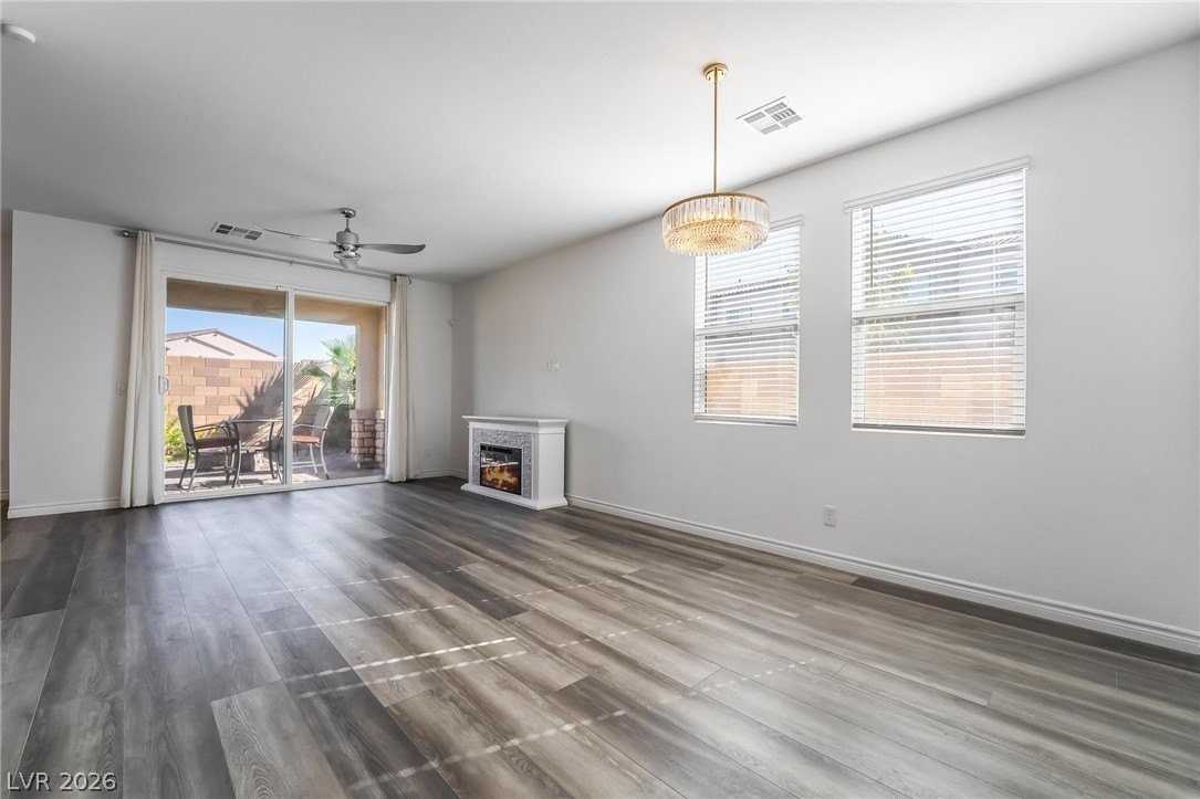 820 Nova Heights St - Photo 3 of 33