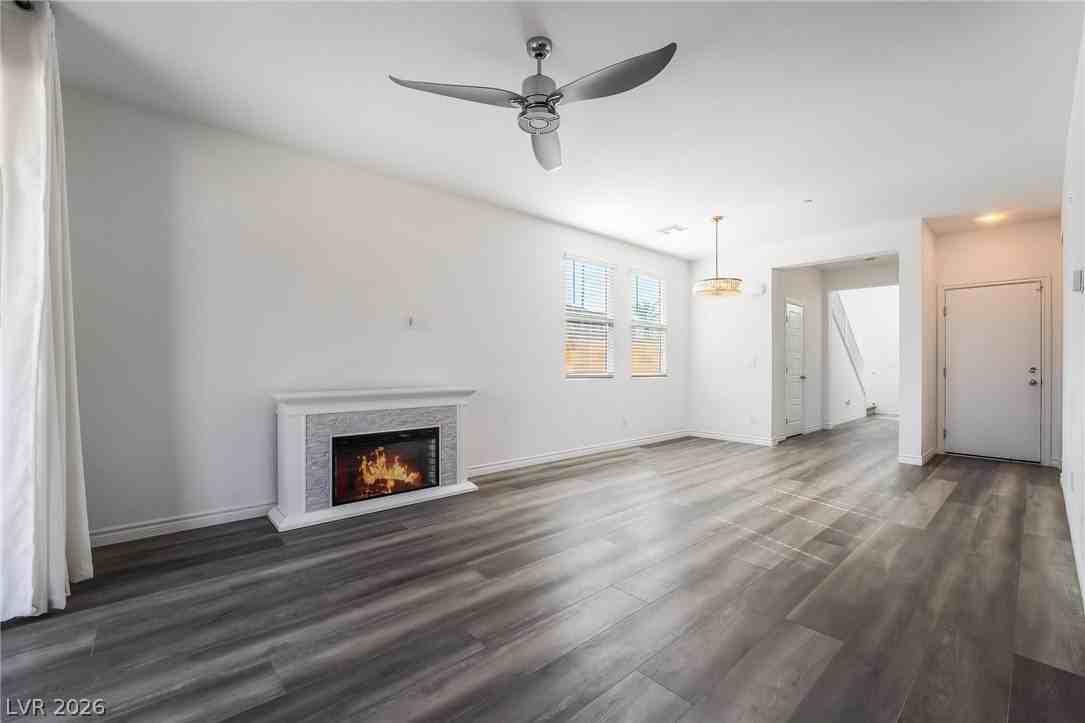 820 Nova Heights St - Photo 5 of 33