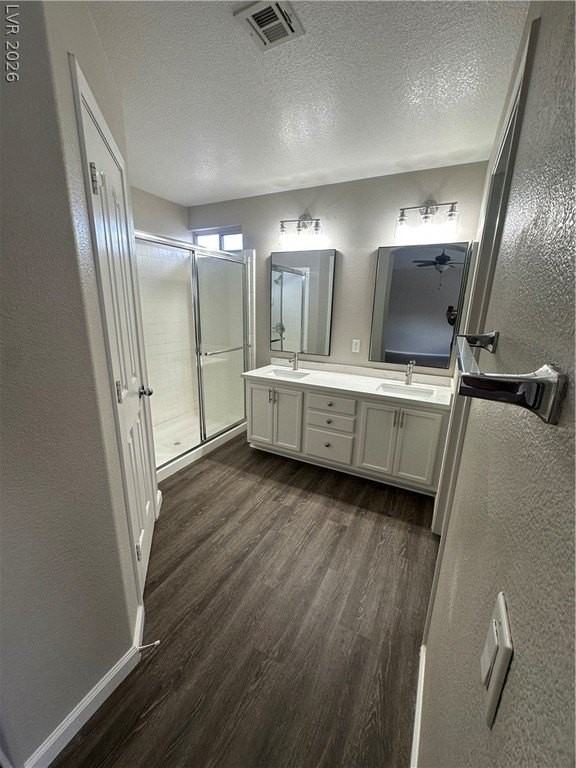 229 Paradise Bird St - Photo 4 of 10