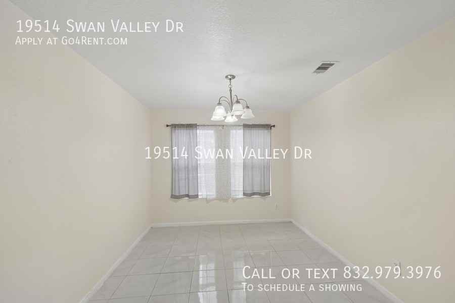 19514 Swan Valley Dr - Photo 5 of 22