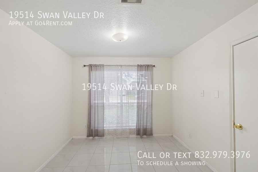 19514 Swan Valley Dr - Photo 6 of 22