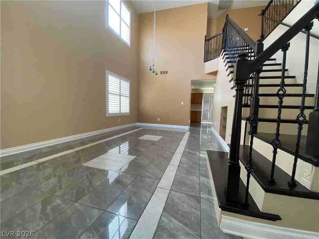 7399 W Diablo Dr - Photo 5 of 36