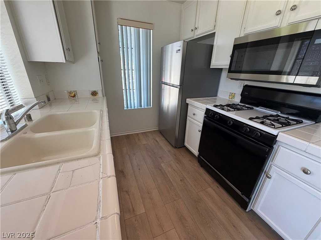 4878 Nara Vista Way #201 - Photo 4 of 13