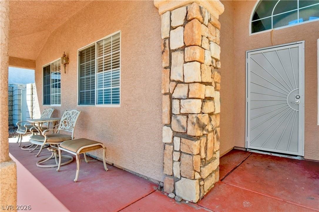 251 Ventana Village Ln - Photo 3 of 33