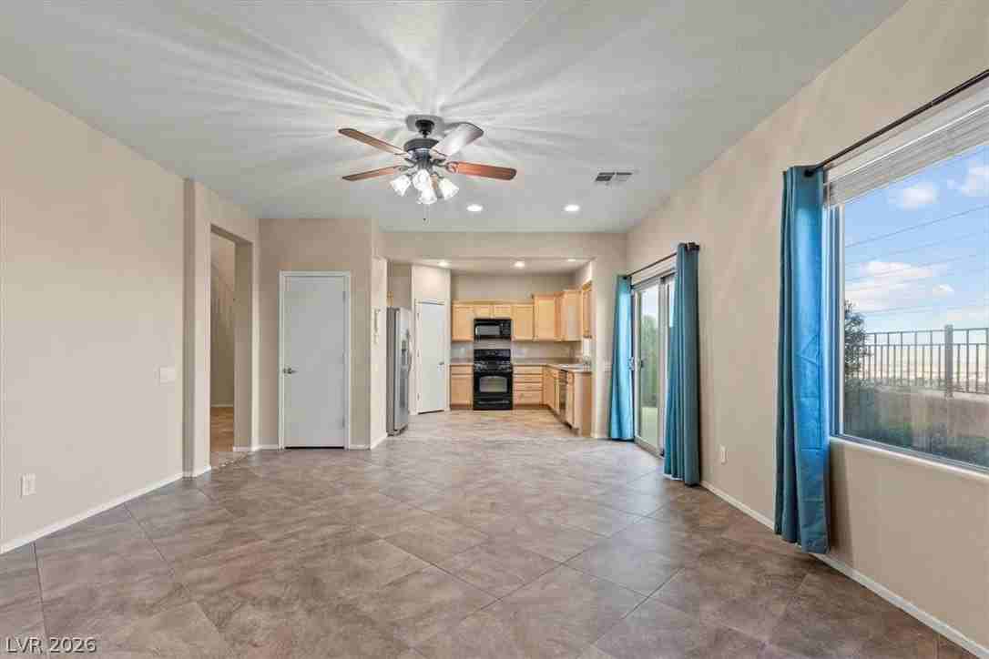 2392 Rue Bienville Way - Photo 7 of 47