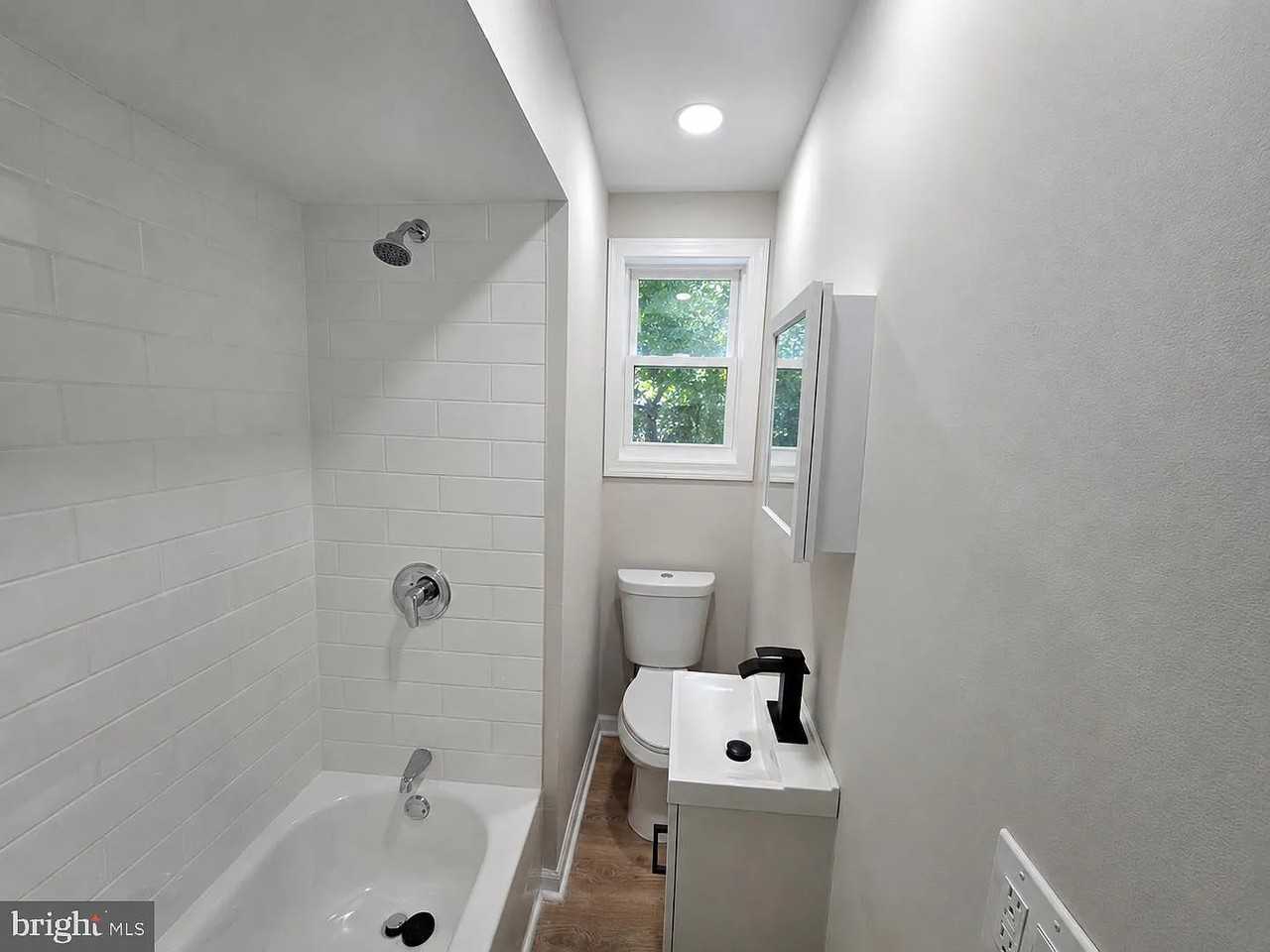 29 Marion St #1 - Photo 6 of 15