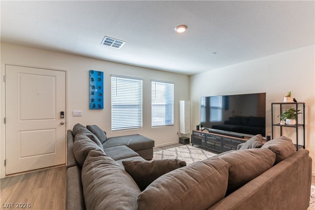6168 Aster Garden St - Photo 4 of 12