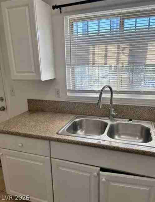 1644 Cadillac Ln - Photo 6 of 13