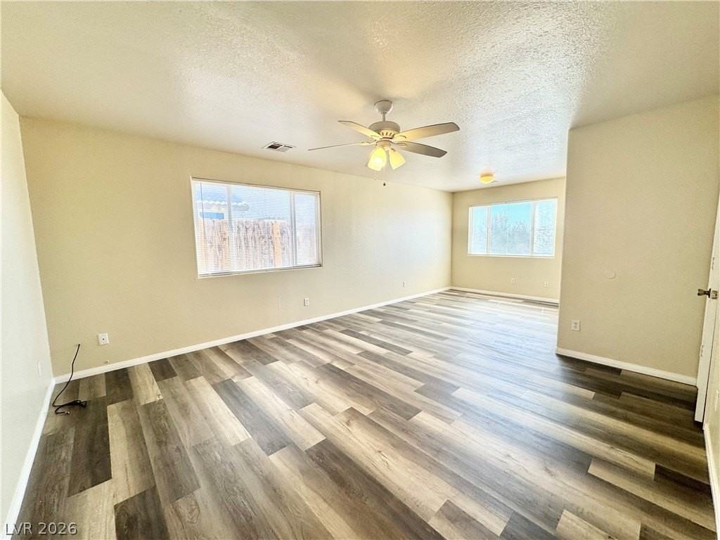 1361 Bourbon St #4 - Photo 3 of 17