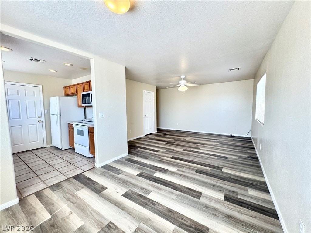 1361 Bourbon St #4 - Photo 4 of 17