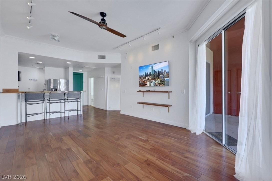 47 E Agate Ave #204 - Photo 5 of 20