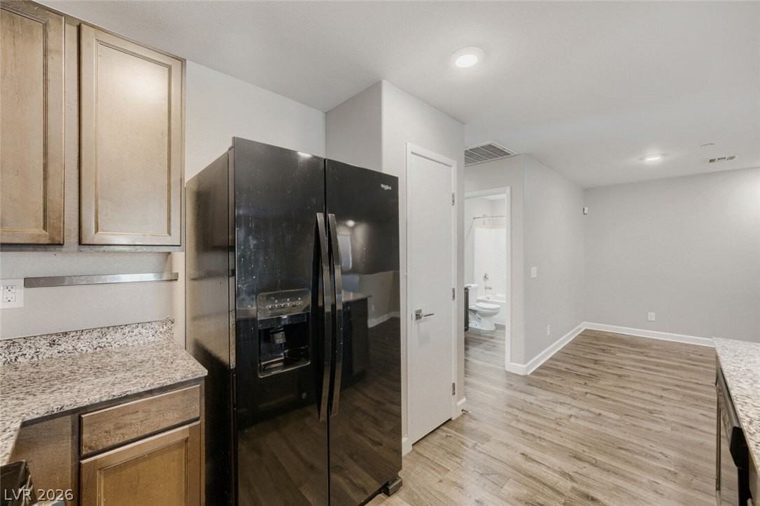 4598 Woolcomber St - Photo 6 of 28