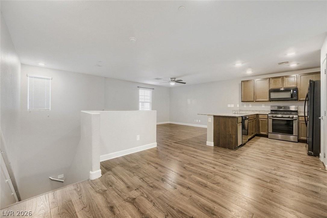 4598 Woolcomber St - Photo 7 of 28