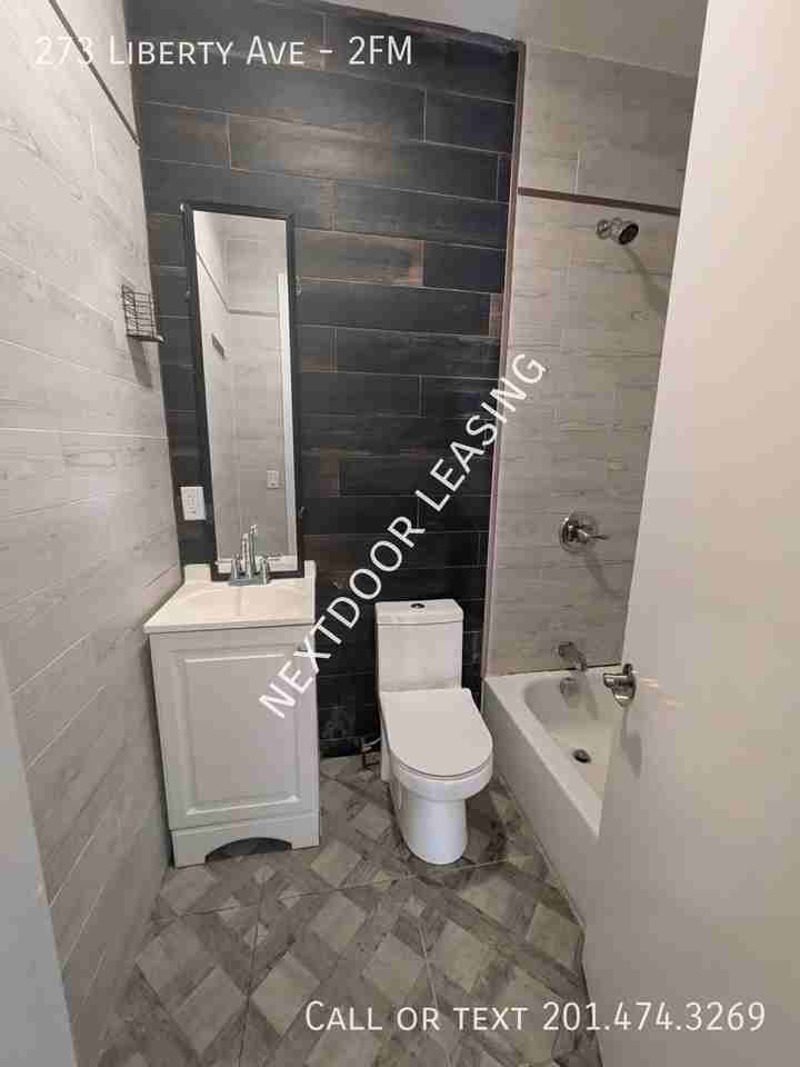 273 Liberty Ave #2FM - Photo 5 of 10