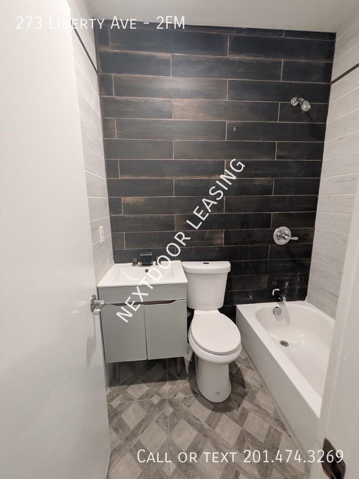 273 Liberty Ave #2FM - Photo 7 of 10