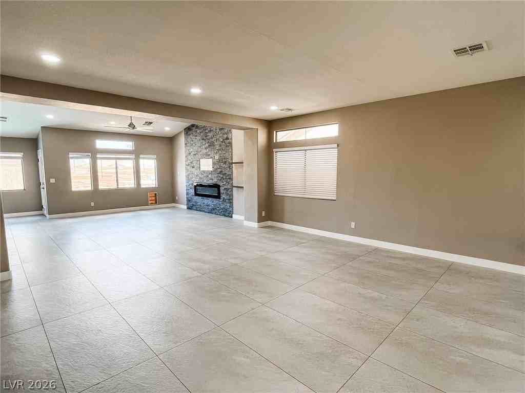 1100 Casady Hollow Ave - Photo 2 of 38