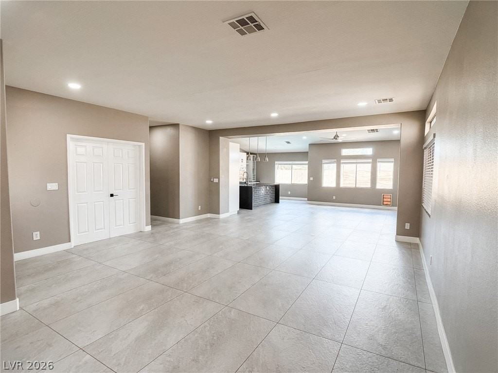 1100 Casady Hollow Ave - Photo 3 of 38