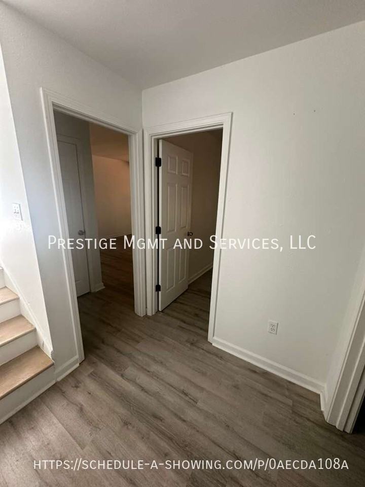 2 Villa Dr #D - Photo 5 of 6