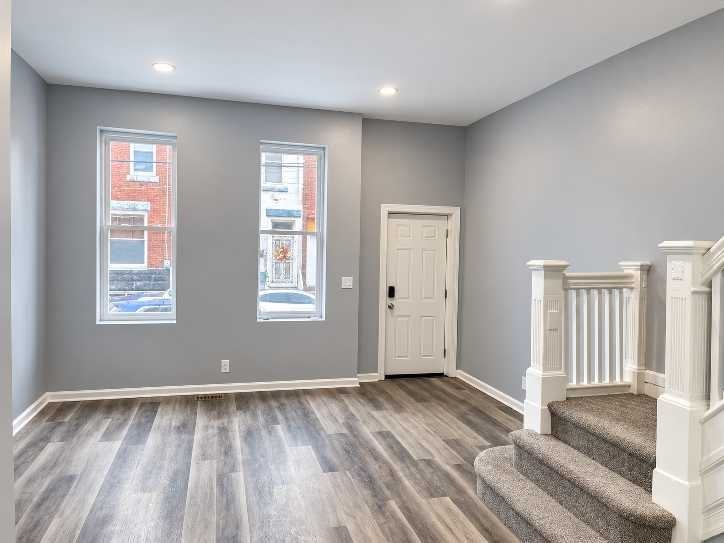 2739 W Montgomery Ave - Photo 2 of 20