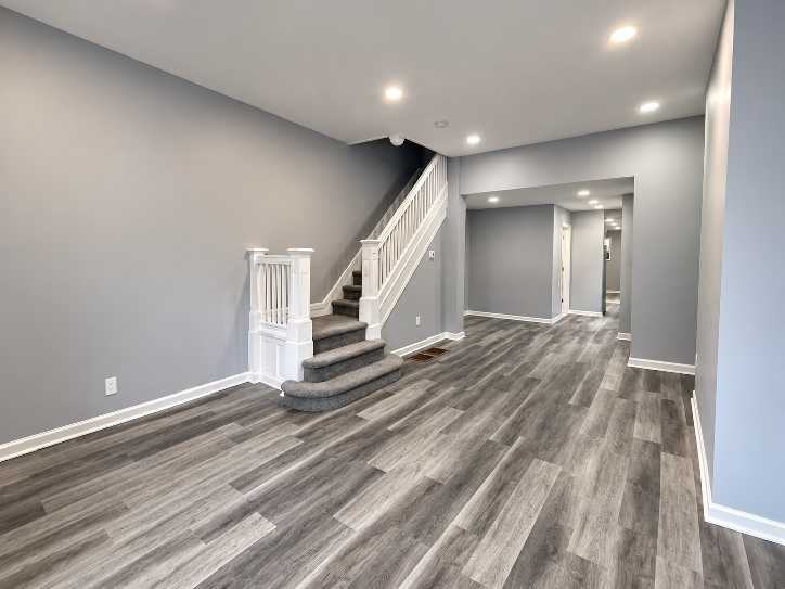 2739 W Montgomery Ave - Photo 4 of 20