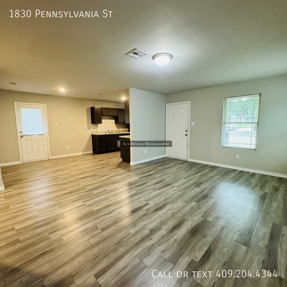 1830 Pennsylvania St - Photo 2 of 13
