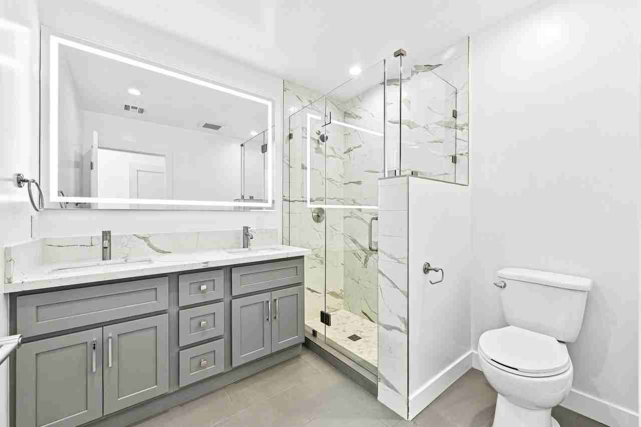 18741 Covello St - Photo 7 of 17