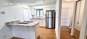 533 Sw Carter Ave - Photo 2 of 11