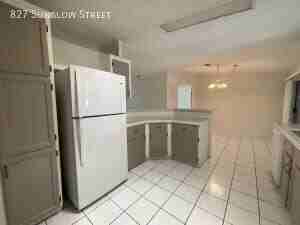 827 Sunglow St - Photo 4 of 33