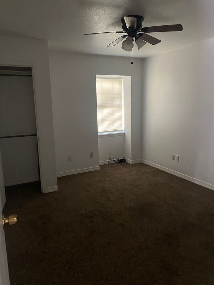 6824 Jefferson Paige Rd #4 - Photo 5 of 12