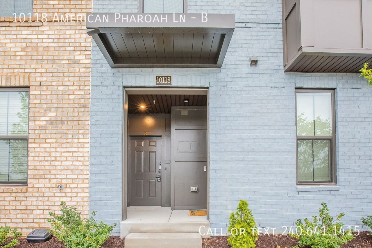 10118 American Pharoah Ln #B - Photo 2 of 32