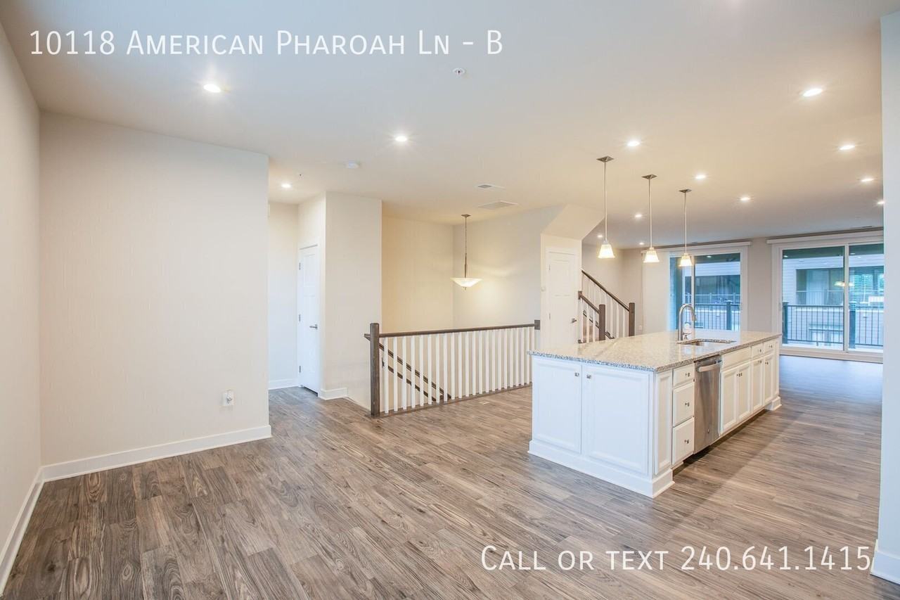 10118 American Pharoah Ln #B - Photo 6 of 32