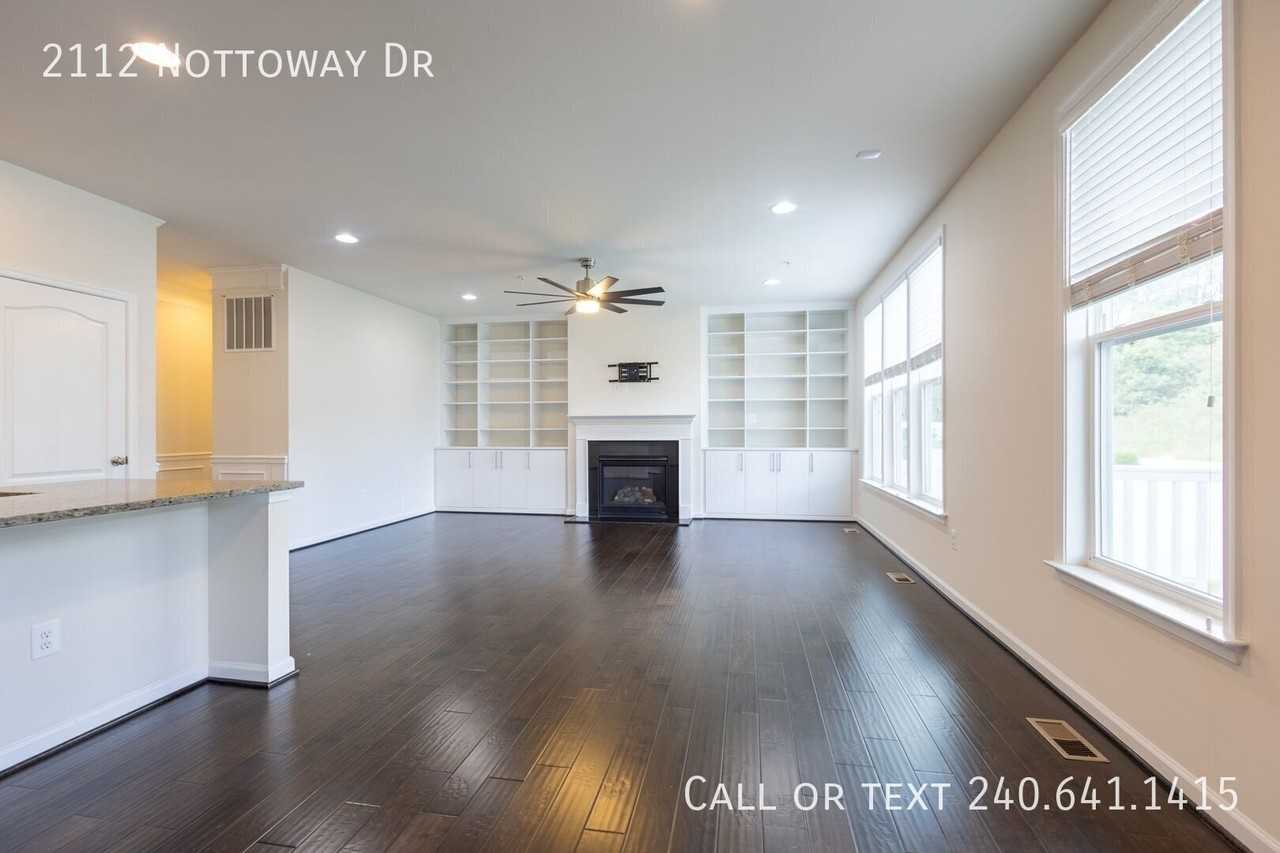 2112 Nottoway Dr - Photo 7 of 50