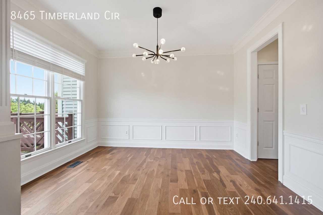 8465 Timberland Cir - Photo 6 of 34